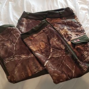 Underarmour Womens small storm fleece hunt pants